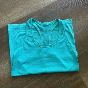 Lululemon Teal Green Swiftly Tech Tank in Size 6